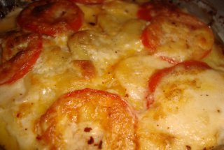 Pui cu cartofi si sos bechamel