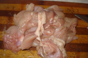 Tarta cu piept de pui si aluat cu osanza
