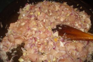 Tarta cu piept de pui si aluat cu osanza