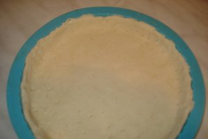Tarta cu piept de pui si aluat cu osanza