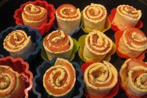 Aperitiv cu foietaj si bacon