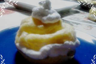 Choux cu frisca 