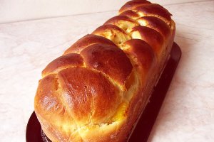Brioşe cu cremă de portocale