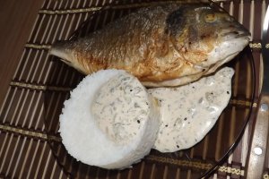 Dorada prajita cu orez basmati si sos remoulade