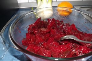 Salata de sfecla rosie cu fenicul