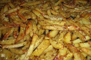 Cartofi la cuptor cu pasta de avocado