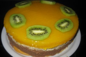 Tort cu crema de gris