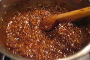 Rulada cu crema caramel, nuca si cafea