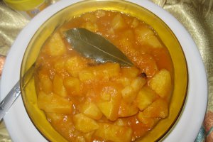 Tocanita de cartofi cu sunca afumata