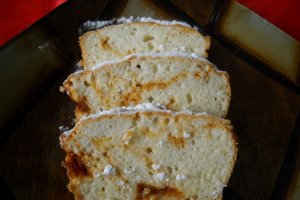Chec cu albusuri si crema caramel
