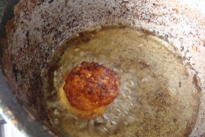Reteta de preparare a papanasilor cu dulceata de soc