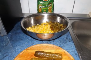 Salata de paste cu legume si jambon de porc