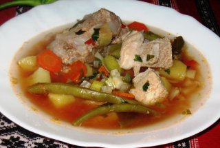Ciorba de porc acrita cu moare