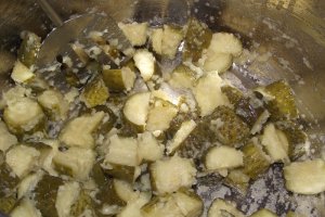 Supa de castraveti murati