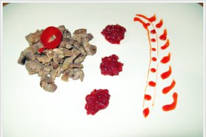 Inimi si pipote cu dulceata de ardei rosu