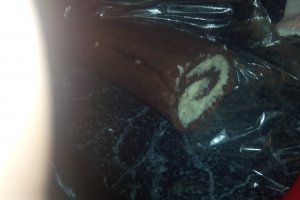 Rulada de biscuiti cu crema de cocos