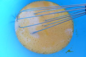 Clatite caramelizate cu portocale