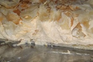 Cremsnit cu aluat de casa si crema de frisca cu dovleac