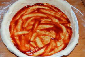 Tarta cu carne si legume