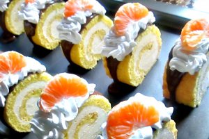 Rulada cu crema de portocale