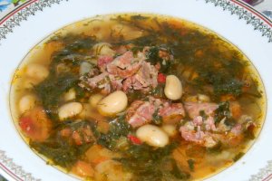 Ciorba de fasole boabe cu leurda