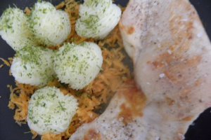 Piept de pui cu piure de cartofi
