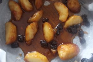 Prajitura rasturnata cu mere