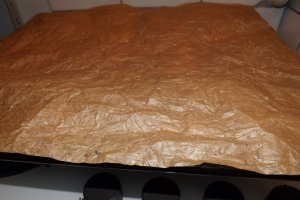 Placinta aperitiv cu branza, cascaval, marar si leurda