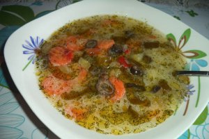 Ciorba de castraveti murati