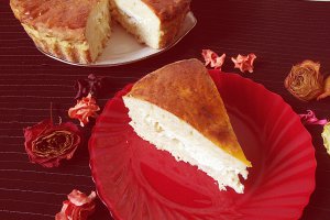 Plăcintă cu brânză dulce