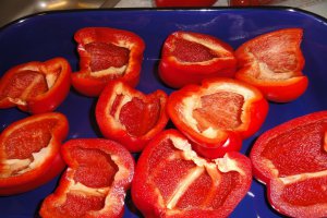 Ardei umpluti cu carne tocata la cuptor