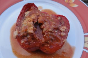 Ardei umpluti cu carne tocata la cuptor
