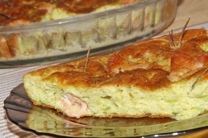 Sufleu de branza cu avocado, somon afumat si sos de iaurt