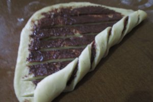Coronite cu crema de ciocolata