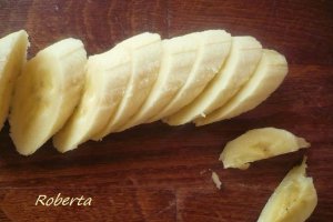 Paine de Spania cu banane caramelizate