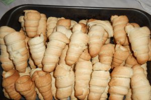 Rulouri umplute cu crema fiarta