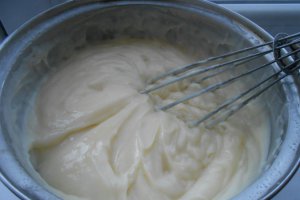 Rulouri umplute cu crema fiarta