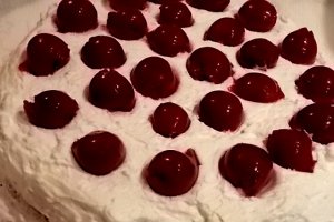 Tort cu visine