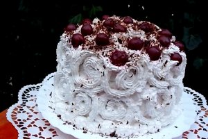 Tort cu visine