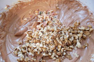 Brownies cu nuci si mix de fructe