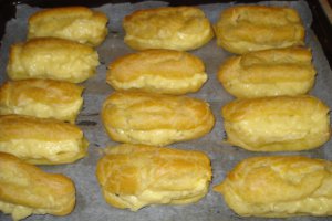 Eclere cu crema de vanilie