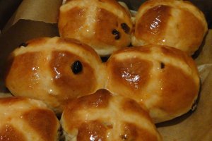 Hot cross buns