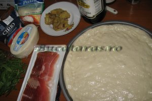 Pizza cu rucola si prosciutto crudo