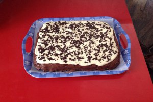 Prajitura cu doua creme de ciocolata