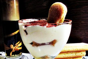 Tiramisu reţetă originală, la pahar