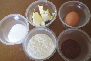 Briose cu mousse de mascarpone si ciocolata alba