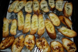Bruschete aromate