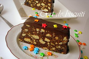 Tort de biscuiti