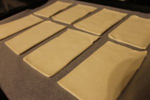 Foietaj cu crema de ciocolata