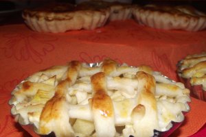 Mini-tarte cu mere